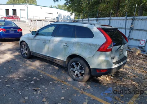 2012 Volvo Xc60 T6 R-Design from USA, damaged, VIN YV4902DZ2C2244024